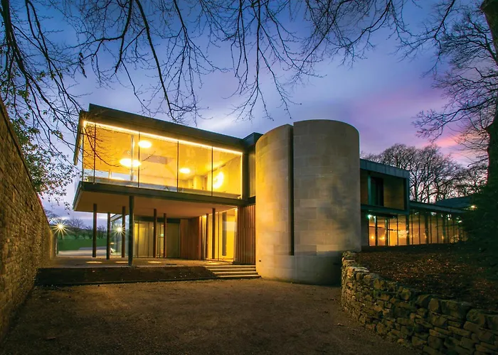 9 Gargrave Road At Broughton Sanctuary * Broughton (North Yorkshire)